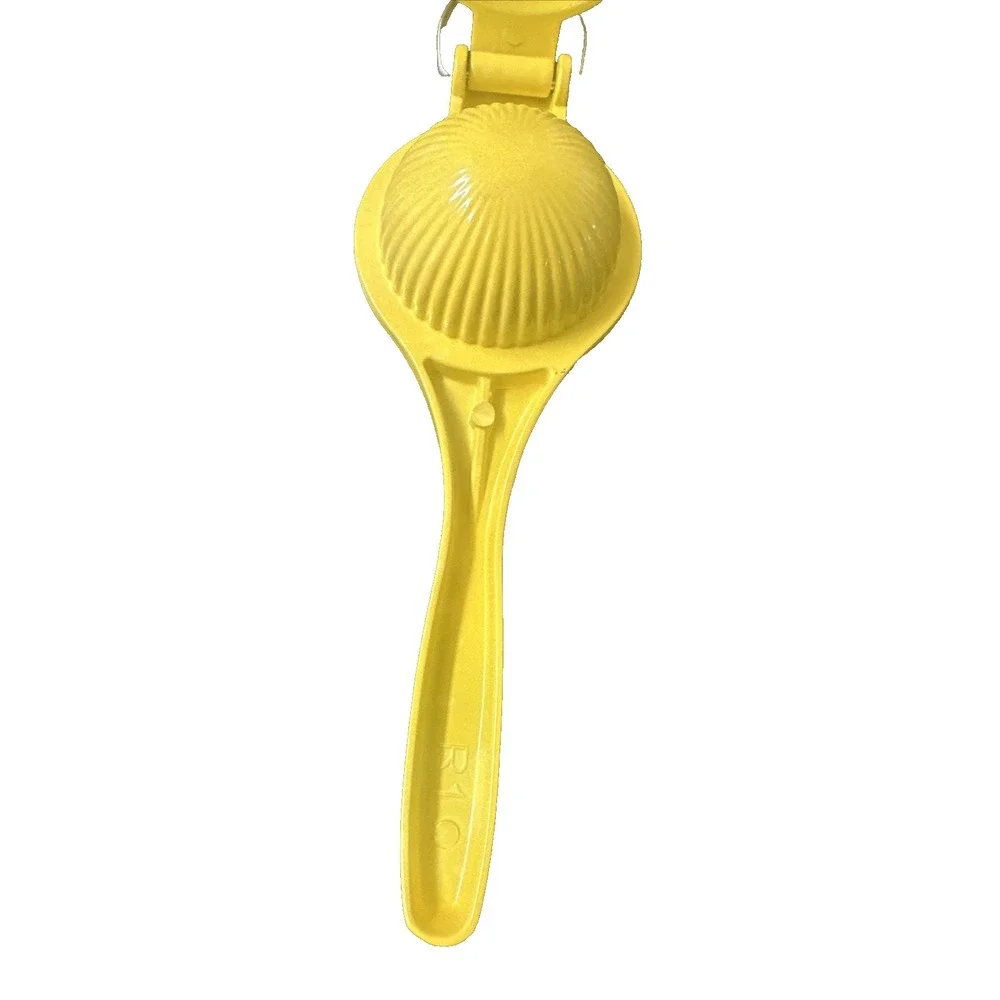 IMUSA Manual Lime & Lemon Squeezer, Citrus Juicer, Yellow – Max Juice Extraction